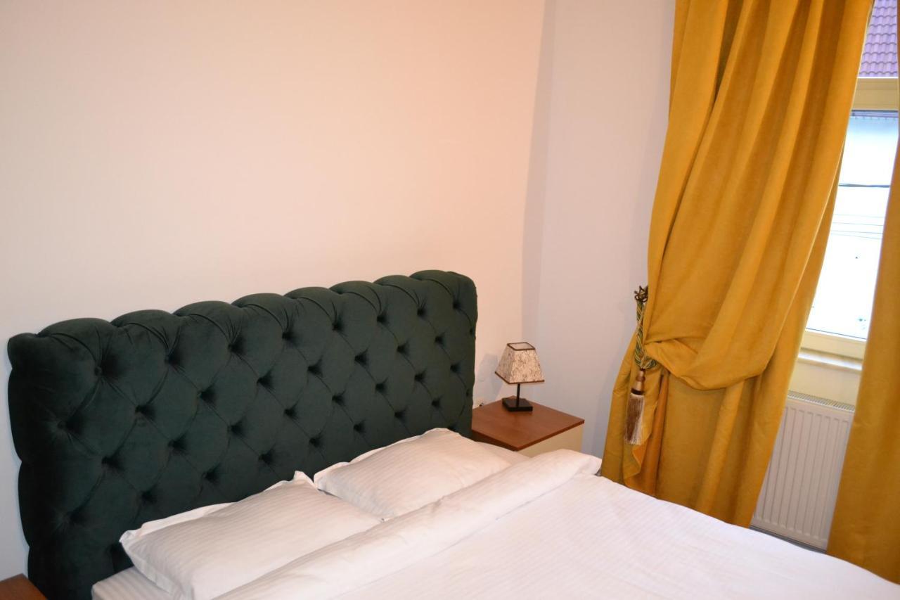 Castle Gate Hotel Bran  Bagian luar foto