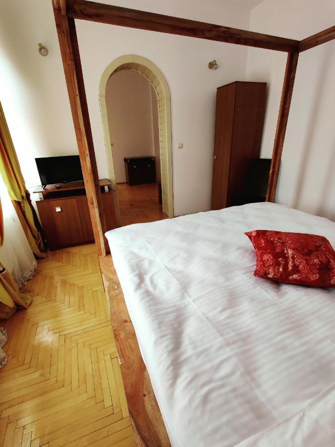 Castle Gate Hotel Bran  Bagian luar foto